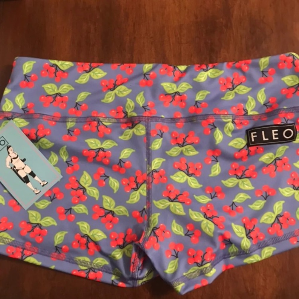 🍒✨ NWT fleo very cherry rewards shorts